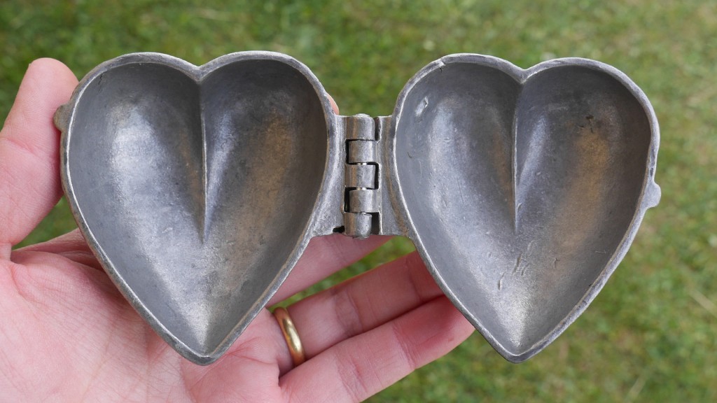 Chocolate Molds - Open Heart