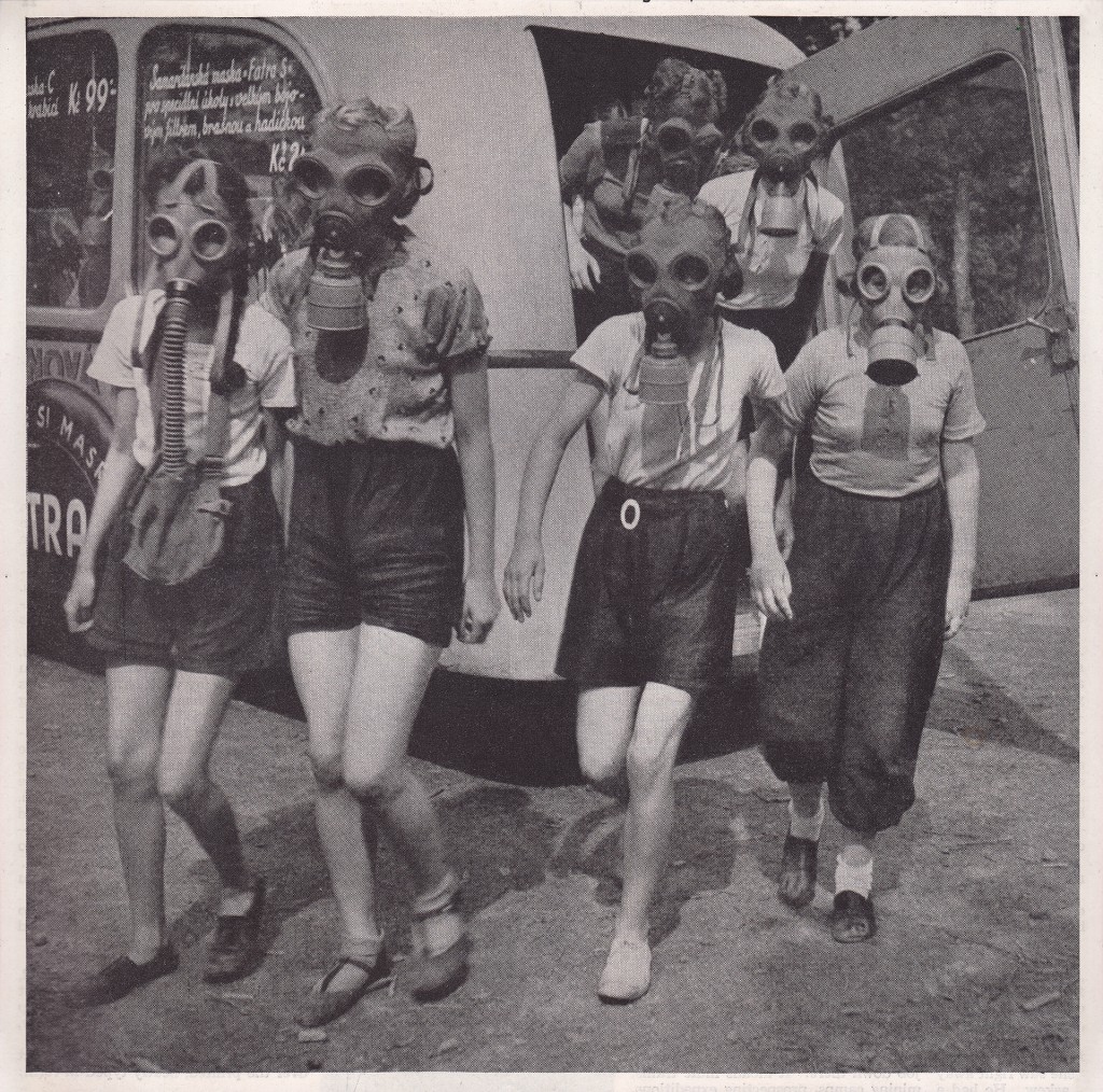 Gas mask Girls