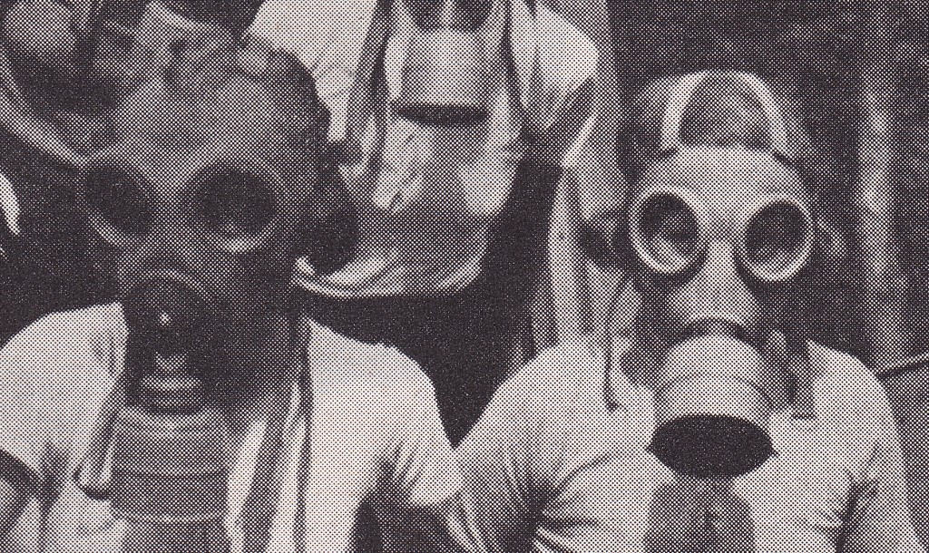 Gasmask Girls - Right CU